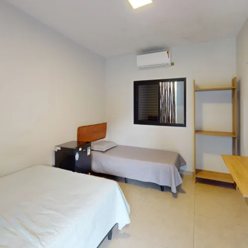 YhGETbSf8HX-Bedroom