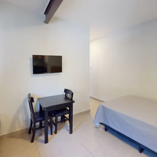 yH6T3S6wAEW-Bedroom